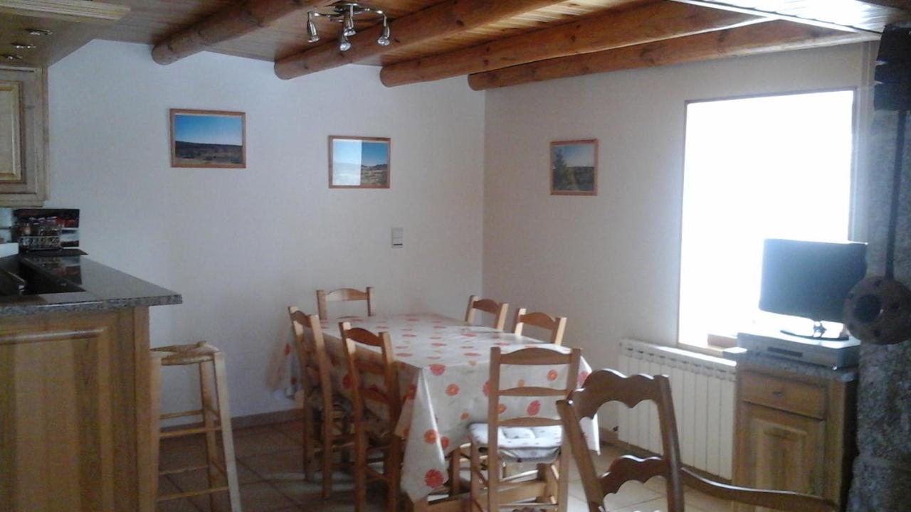 Gite Les Ducs Mialanes Exterior foto
